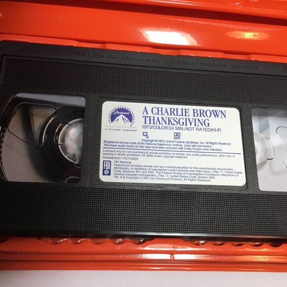Peanuts Classic A Charlie Brown Thanksgiving VHS Tape Tested - Picture 6 of 6